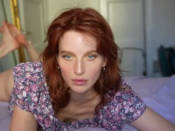 girl
        ellaa91 cam image #4814092