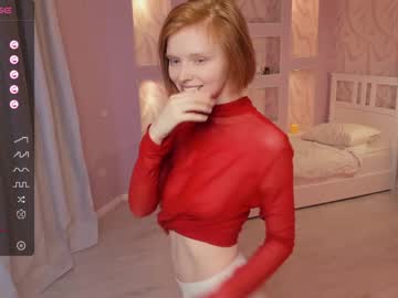 girl
        gingers_hugs cam image #3126624