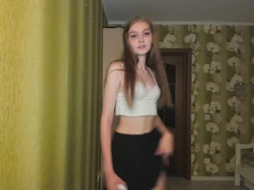 couple
        may__cute cam image #2057612