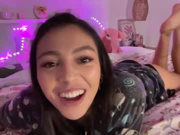 girl
        keirasworld cam image #6859609