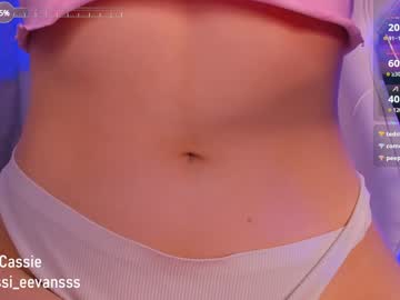 girl
        cassie_evansss cam image #6090868