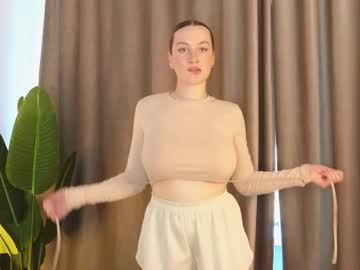 girl
        kylie_moss cam image #6099838
