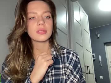 girl
        angel_from_sky cam image #4209736