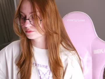 girl Nude Cam Girls Playing Games with edahawks