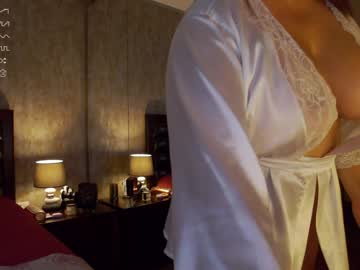 girl
        karrin cam image #4785310