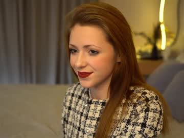 girl
        dietmountaindew_ cam image #5477702