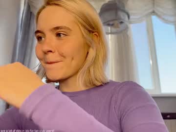 girl
        honey_sunshine cam image #6575275