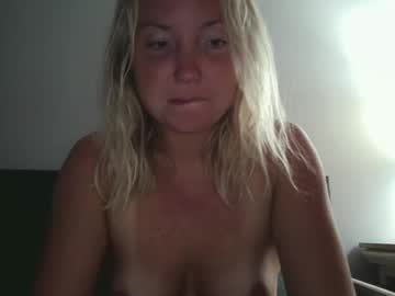 couple
        sexiirose22 cam image #6924523