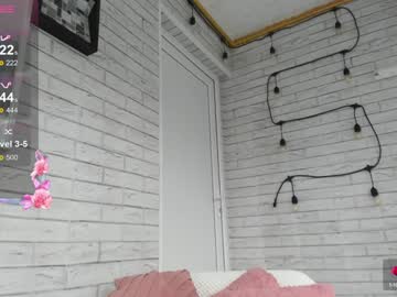 girl
        sassyt33n cam image #5043870