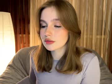 girl
        cute_siberian_girl cam image #3277252