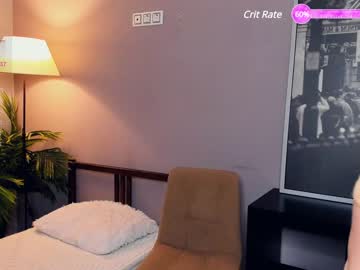 girl
        aislybarks cam image #3363975