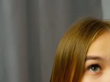 girl
        yeepshyy cam image #4170450