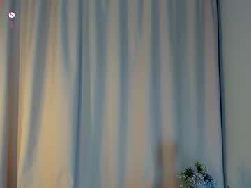 girl
        quennaedger cam image #5654158