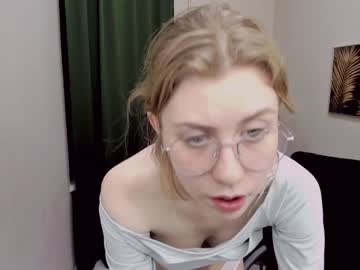 girl
        sandywillis cam image #65959