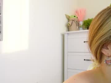 girl
        molly__meow cam image #4329082