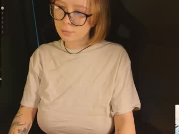 girl
        jokerbatman69 cam image #6179718