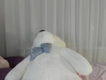 girl
        angelina_new cam image #494282