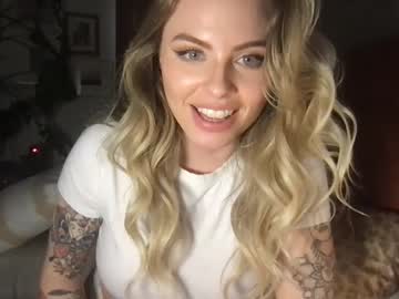 girl
        themarilynm cam image #3746765