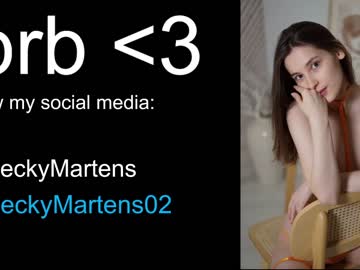 girl
        beckymartens cam image #2146804