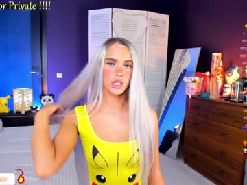 girl
        blush_mikki cam image #4246708