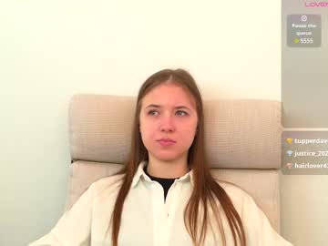 girl
        nico_collard cam image #6574508