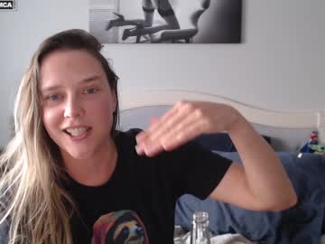 girl
        bluexstacey cam image #4804718