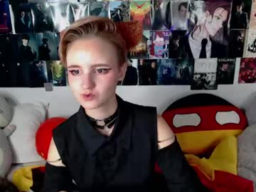 girl
        bellacipher cam image #4952113