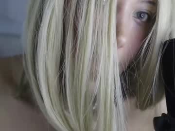 girl
        wendy_daniela cam image #5212909