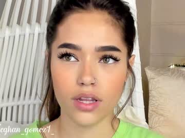 girl
        _meghan_gomez1_ cam image #195409