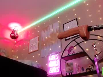 girl
        milf_lacey cam image #4256776
