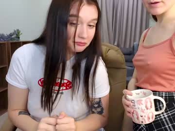 girl
        irish_blush_ cam image #2048032