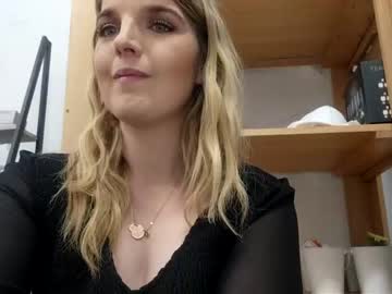 girl
        hockeywife cam image #1351675