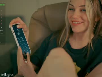 girl
        mia_milagros cam image #1248652