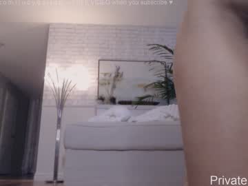 girl
        lucydalton cam image #5090924