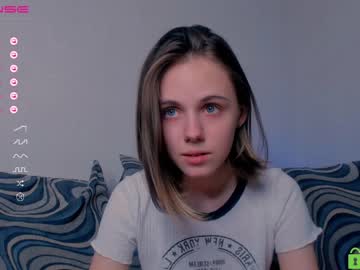 girl
        melissiasnora cam image #384251