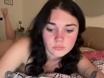 girl
        queencassidyy cam image #5831585