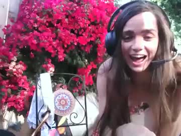 girl
        theprettyparaplegic cam image #1930544