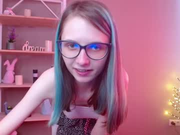 girl
        elven__magic cam image #1610764
