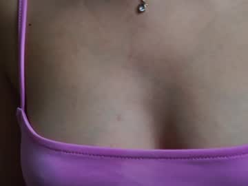 girl
        samramires cam image #4174539
