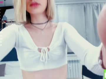 girl
        annareffett0 cam image #1139880