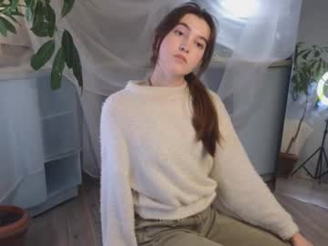 girl
        octaviacurington cam image #5075386