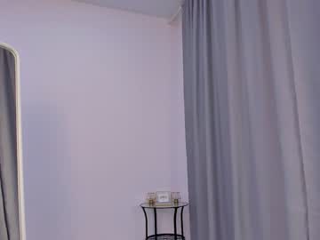 girl
        wanda_robinson cam image #1276835