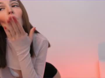 girl
        elizabeth__gray cam image #512083
