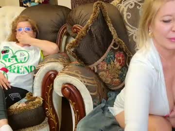 girl
        tunderose cam image #6159302