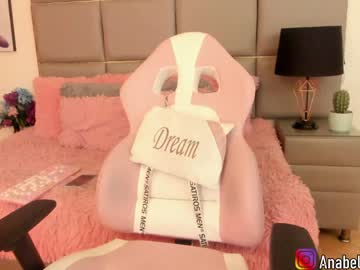 girl
        anabella_stone cam image #221997