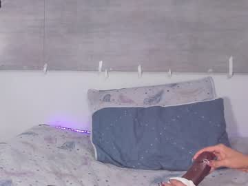 girl
        sara_lopee cam image #1735165