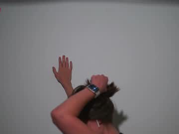 girl
        hoolybunny cam image #4751920