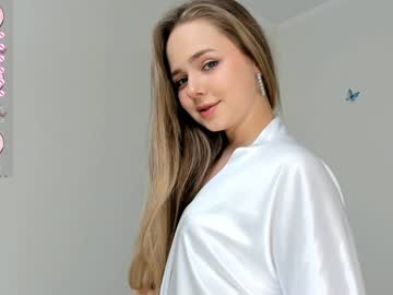 girl
        molly__meow cam image #3896131
