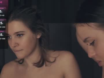 couple
        vivid_girls cam image #4871229