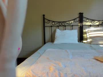 girl
        okssanna cam image #1336629